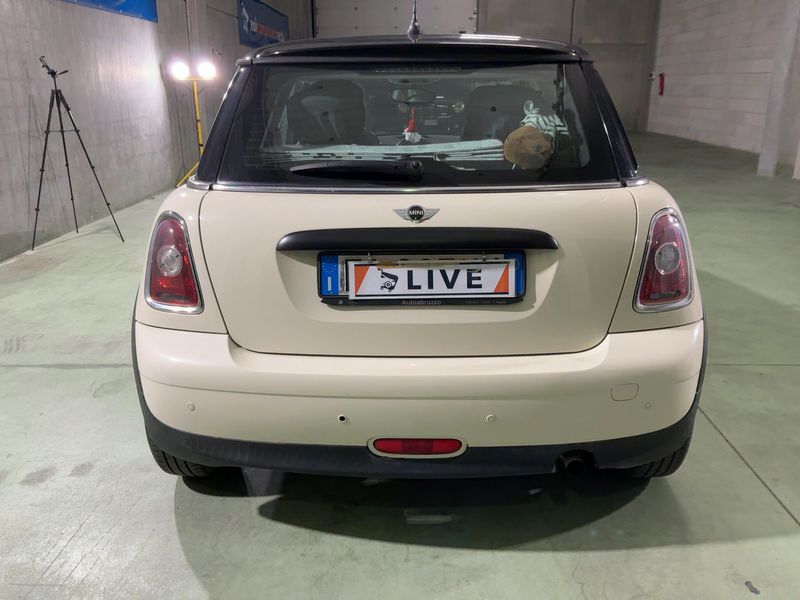 MINI One — zdjęcie 5