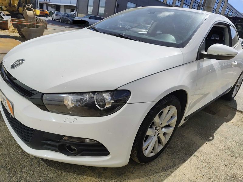 Volkswagen Scirocco 2.0 TDI — zdjęcie 2