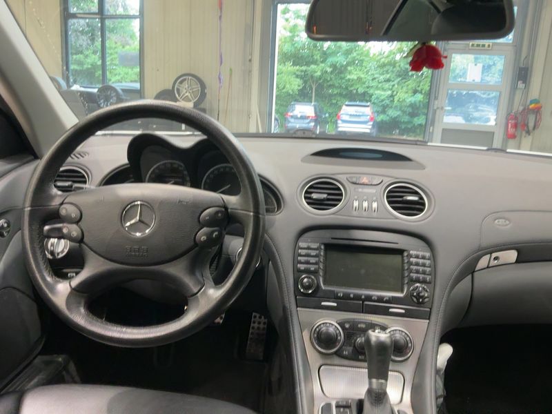 Mercedes-Benz SL-Klasse SL 350 — zdjęcie 12