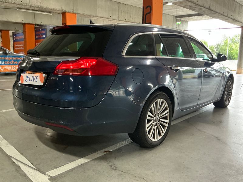 Opel Insignia Sports Tourer 2.0 CDTI Excellence — zdjęcie 2