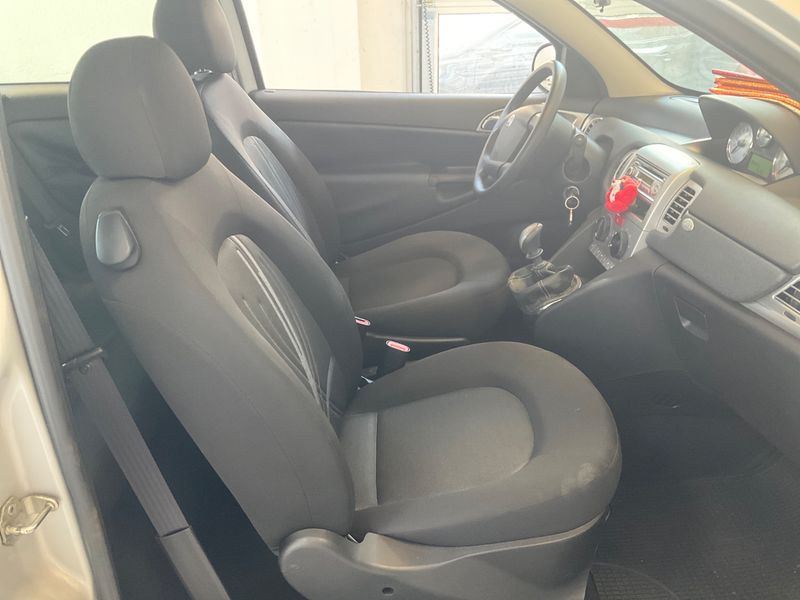 Lancia Ypsilon 1.2 Unyca — zdjęcie 3
