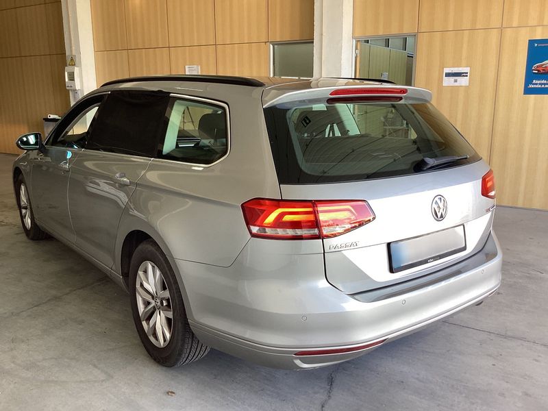 Volkswagen Passat 1.6 TDI Advance BlueMotion Tech 2016 – снимка 6
