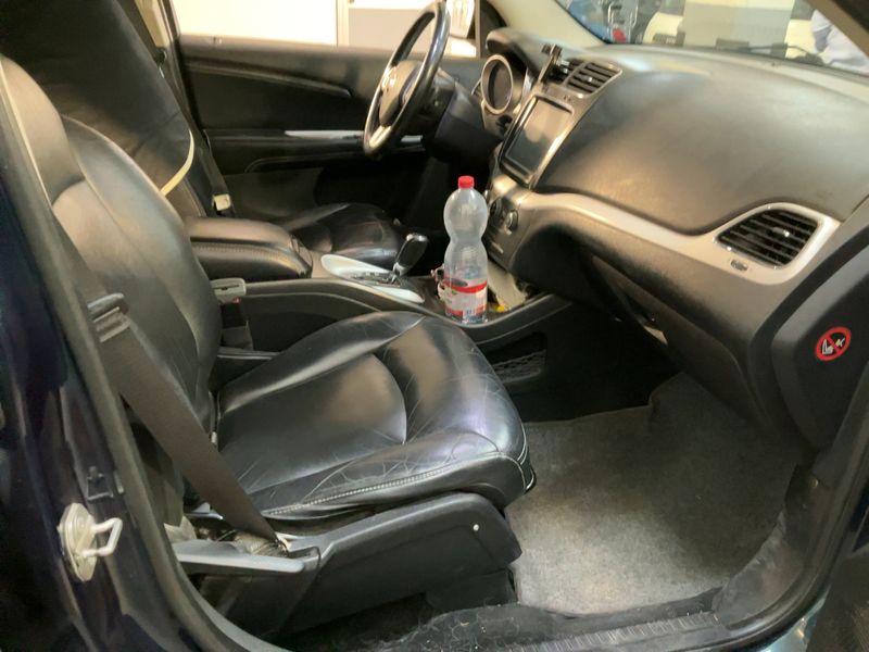 Fiat Freemont 2.0 Multijet Lounge 4WD — zdjęcie 11