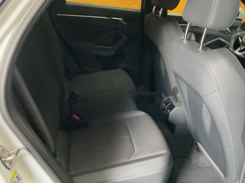 Audi Q3 Sportback 45 TFSIe S line — zdjęcie 14