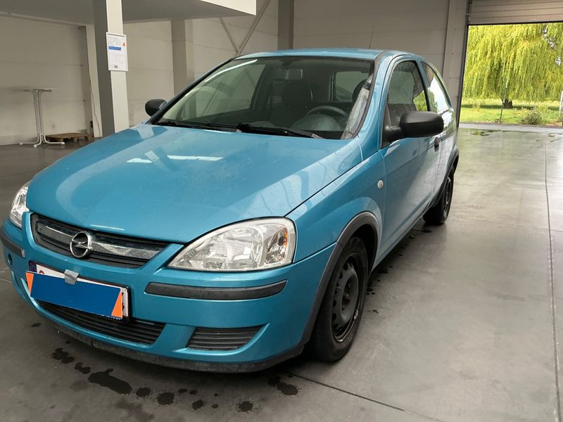Opel Corsa 1.2 Essentia 2004 – снимка 1