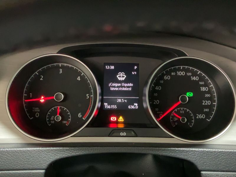 Volkswagen Golf VII 2.0 TDI Advance BlueMotion Tech — zdjęcie 13