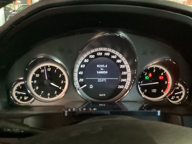 Mercedes-Benz E-Klasse E 250 CDI BlueEfficiency Avantgarde — zdjęcie 13