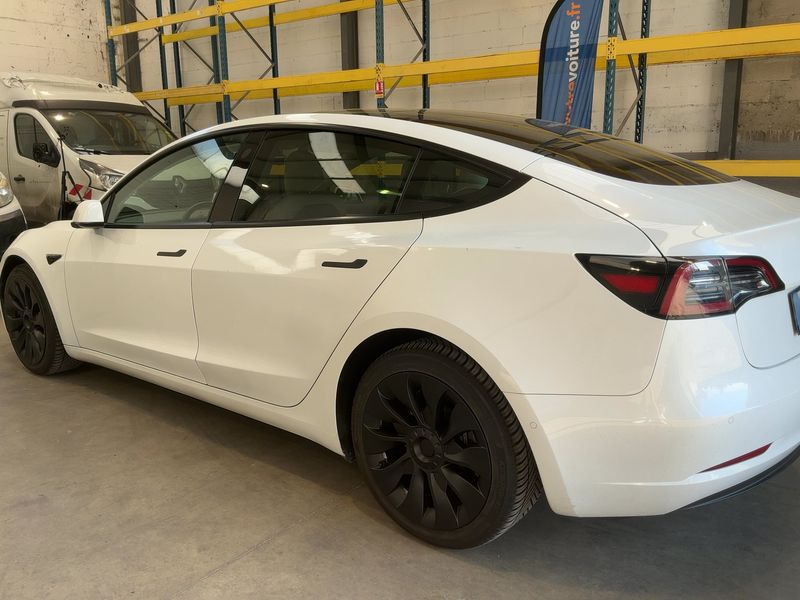 Tesla Model 3 Standard Range Plus RWD — zdjęcie 3