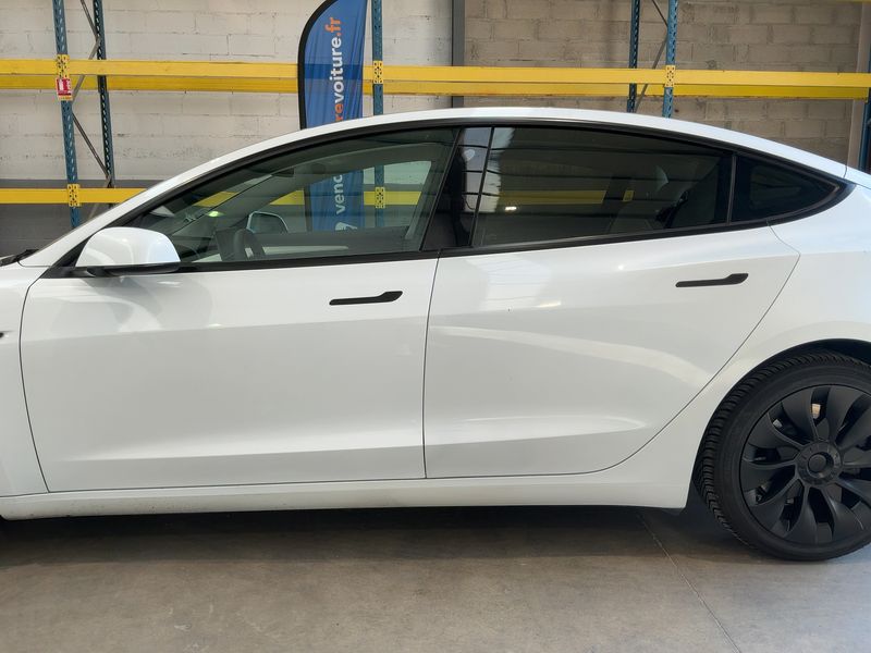 Tesla Model 3 Standard Range Plus RWD — zdjęcie 4