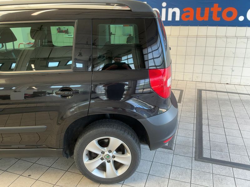 Skoda Yeti 2.0 TDI Ambition 4x4 2012 – снимка 6