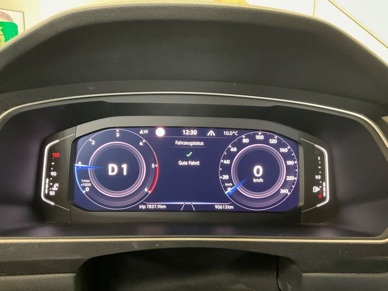 Volkswagen Tiguan 2.0 TDI United — zdjęcie 13