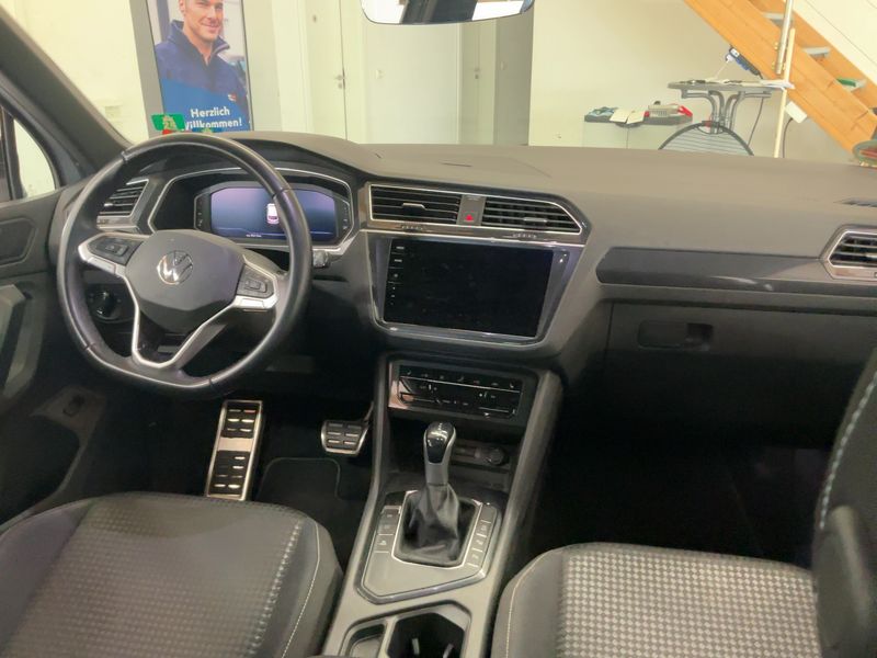 Volkswagen Tiguan 2.0 TDI United — zdjęcie 12