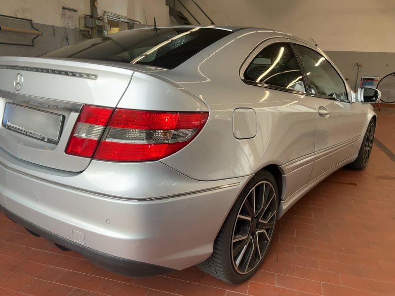 Mercedes-Benz CLC-Klasse CLC 180 Kompressor — zdjęcie 6