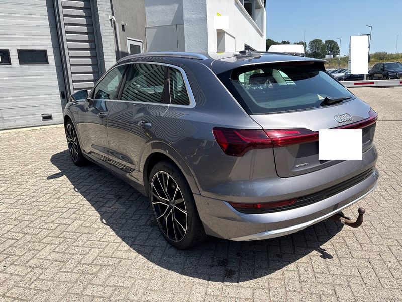 Audi e-tron 50 quattro advanced — zdjęcie 2