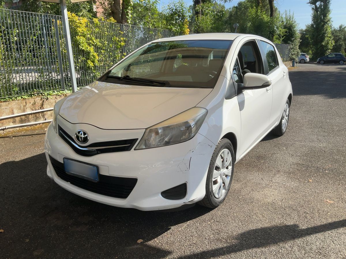 Toyota Yaris 2013
