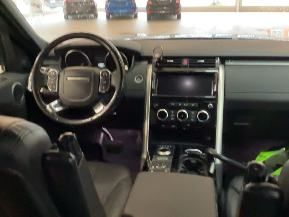 Land Rover 2017 — photo 19