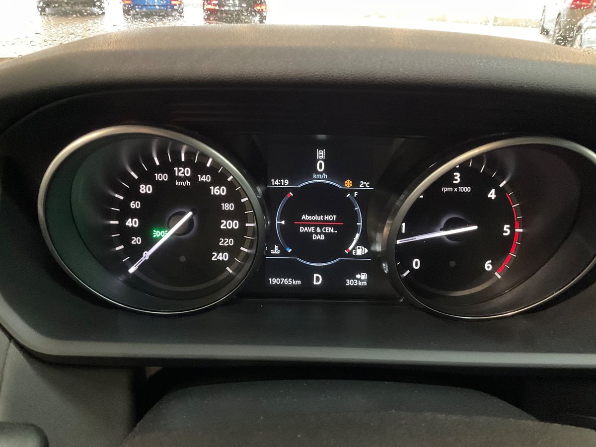 Land Rover 2017 — photo 20