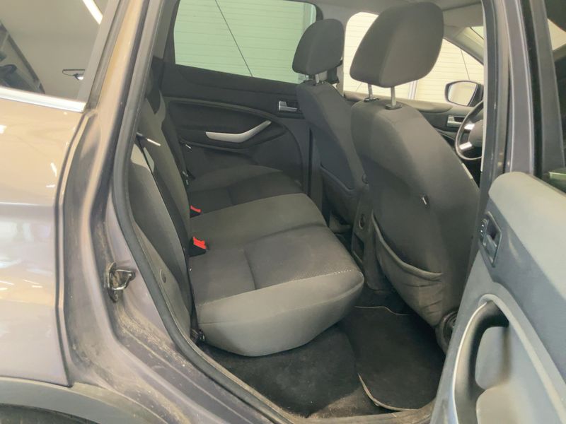 Ford Kuga 2.0 TDCi Champions Edition 2012 – снимка 20