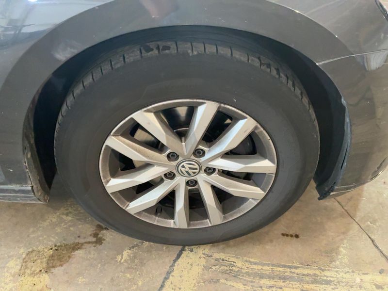 Volkswagen Passat 2.0 TDI Comfortline BlueMotion Tech 2018 – снимка 11
