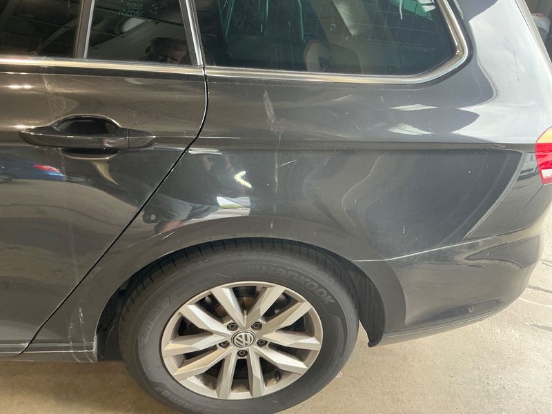 Volkswagen Passat 2.0 TDI Comfortline BlueMotion Tech 2018 – снимка 26