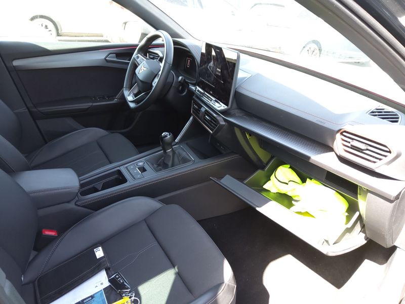 Cupra Leon 1.5 TSI ACT — zdjęcie 9
