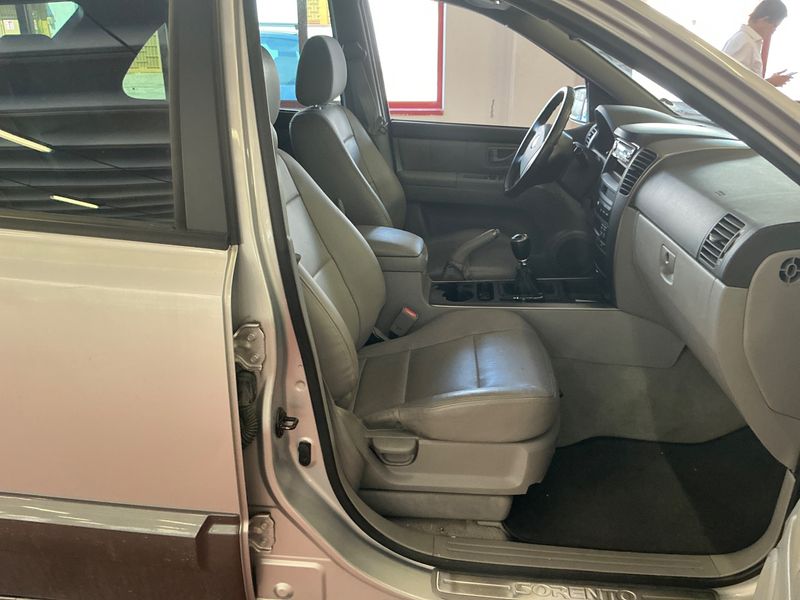 Kia Sorento 2.5 CRDi EX Top — zdjęcie 3