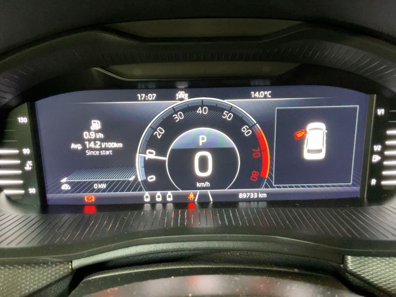 Skoda Kamiq 1.0 TSI Ambition — zdjęcie 13