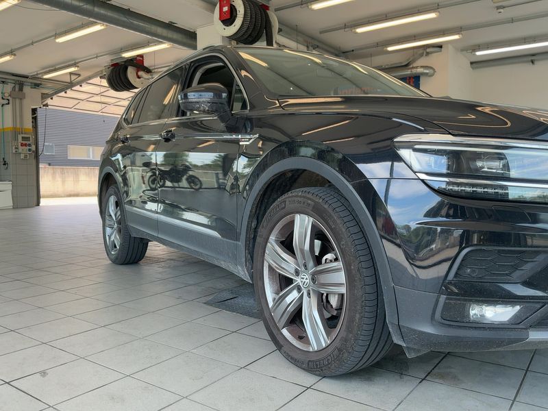 Volkswagen Tiguan Allspace 2.0 TDI Advanced 4Motion BlueMotion Tech — zdjęcie 8