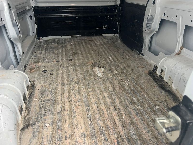 Nissan Primastar 2.0 dCi L2H2 3,0t Acenta — zdjęcie 9