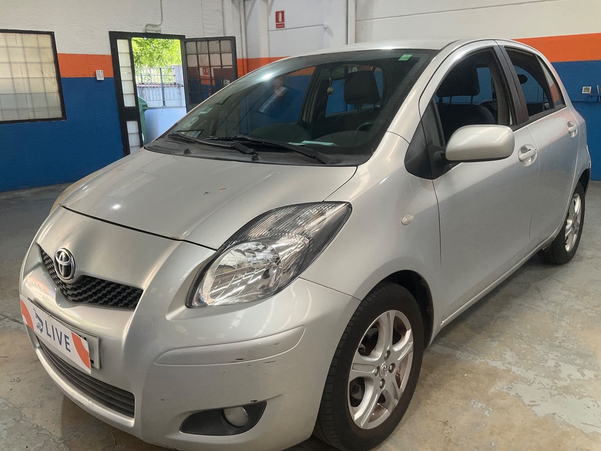Toyota Yaris 2010