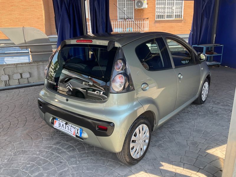 Citroen C1 1.0 AMIC1 — zdjęcie 2