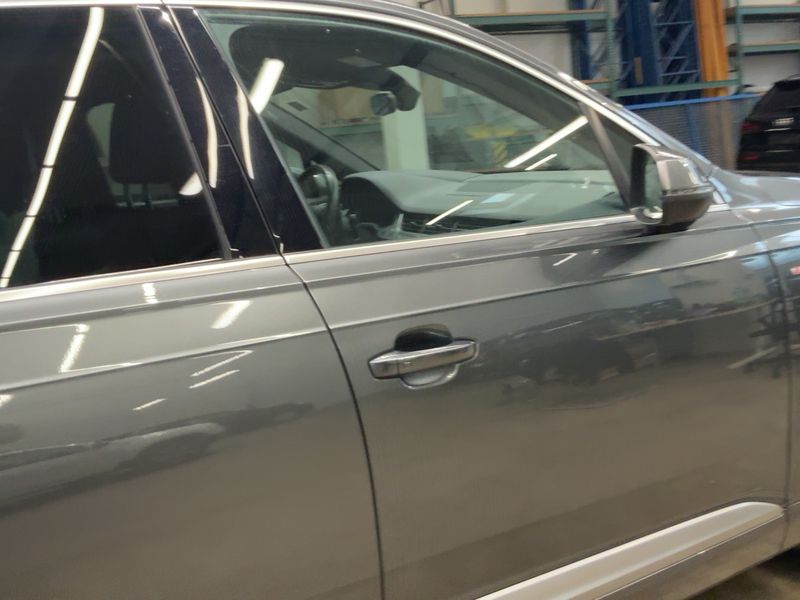 Audi Q7 3.0 V6 TDI quattro — zdjęcie 7