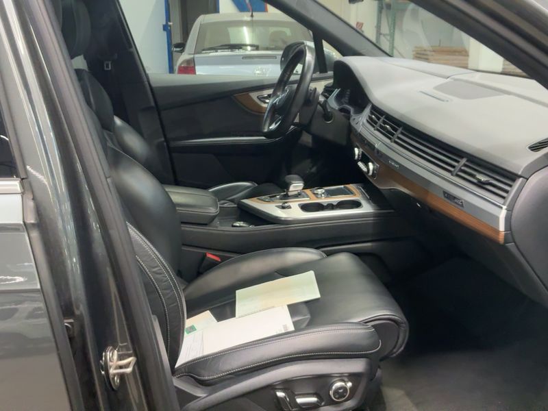 Audi Q7 3.0 V6 TDI quattro — zdjęcie 11