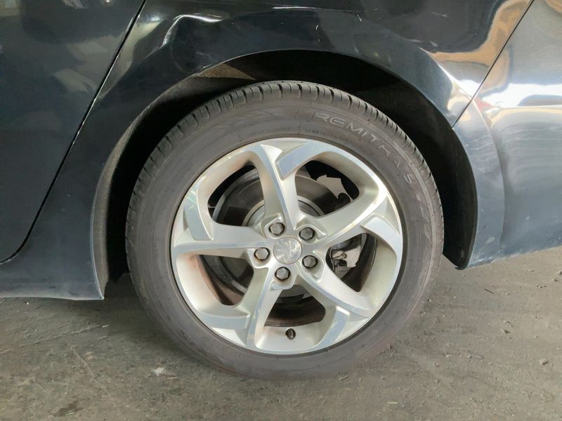 Peugeot 508 2.0 HDi Active 2011 – снимка 5
