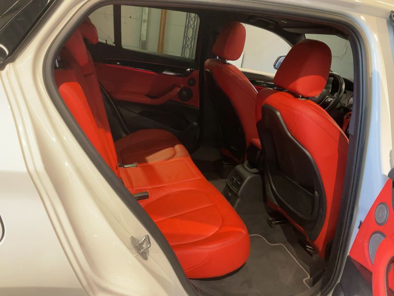 BMW X2 xDrive 20i M Sport — zdjęcie 14