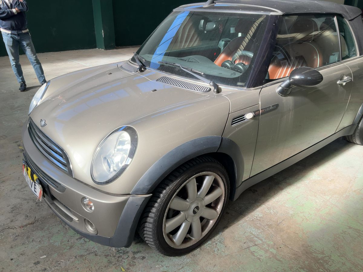 MINI Cabrio Cooper Sidewalk