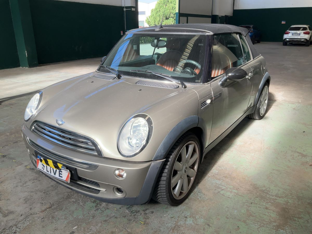 MINI Cabrio Cooper Sidewalk