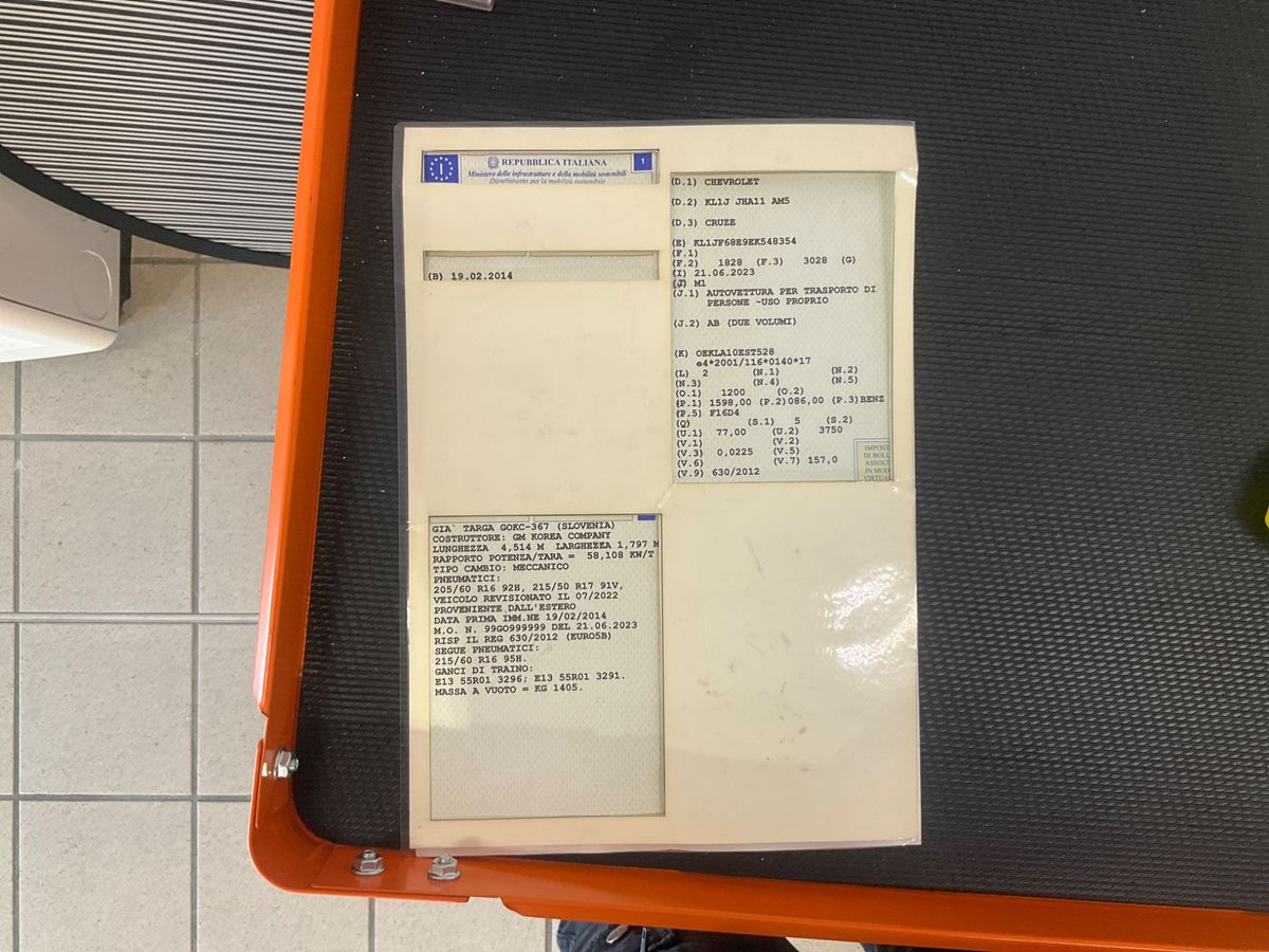 Chevrolet Cruze 1.6 LT