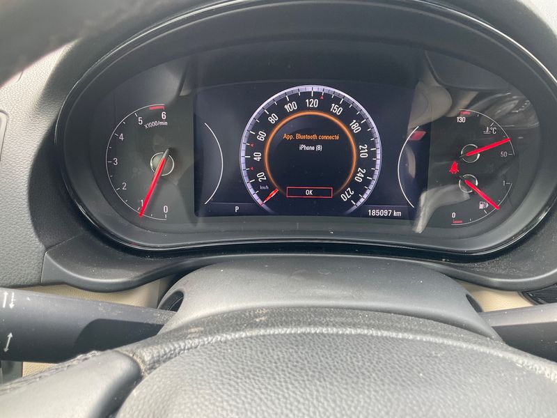 Opel Insignia Sports Tourer 2.0 CDTI Cosmo Pack — zdjęcie 13