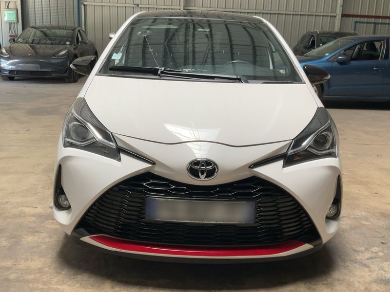Toyota Yaris 1.5 Hybrid GR Sport — zdjęcie 9