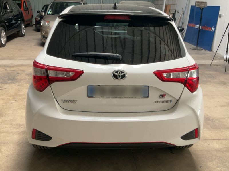 Toyota Yaris 1.5 Hybrid GR Sport — zdjęcie 5