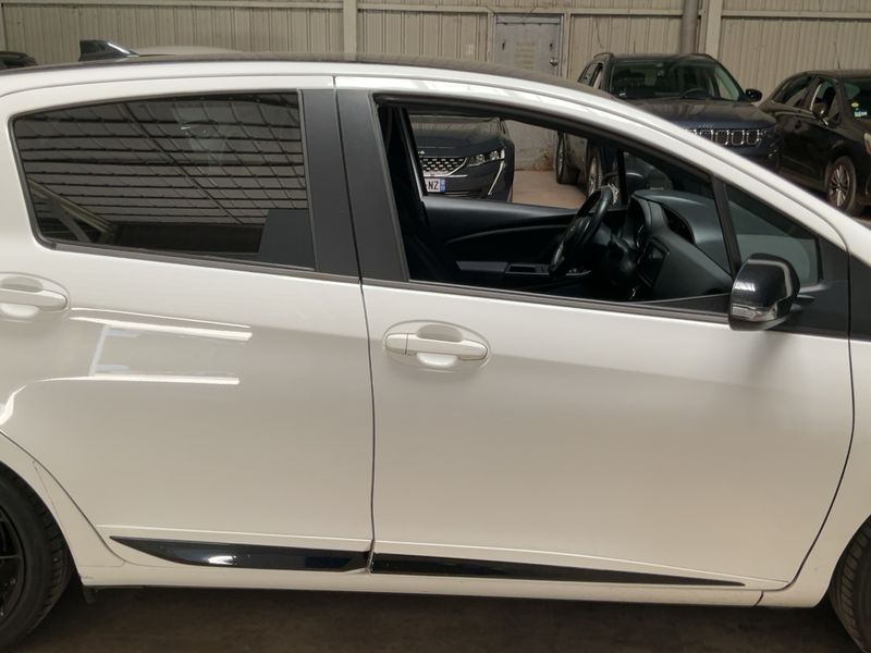 Toyota Yaris 1.5 Hybrid GR Sport — zdjęcie 7