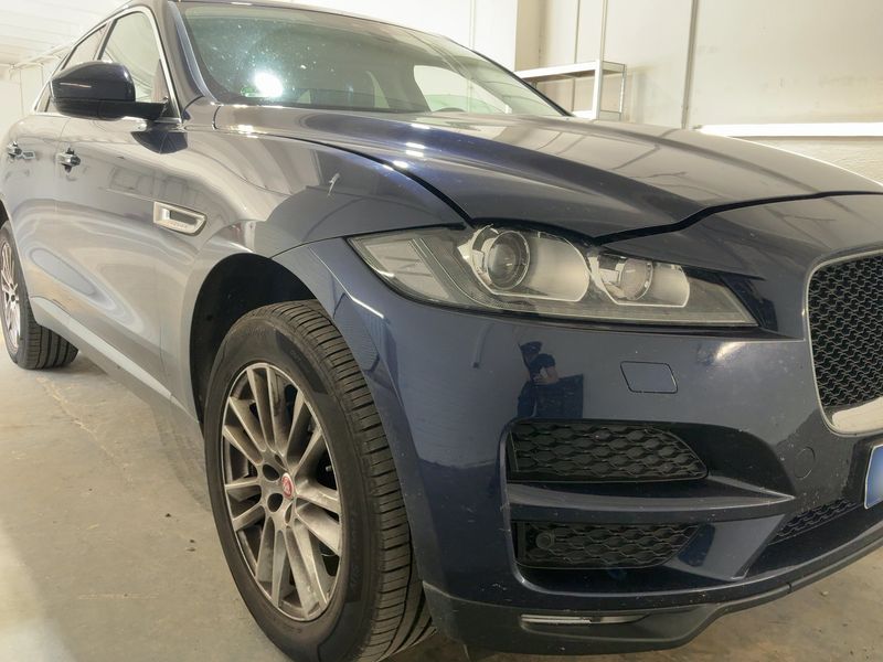 Jaguar F-Pace 20d Prestige AWD — zdjęcie 8
