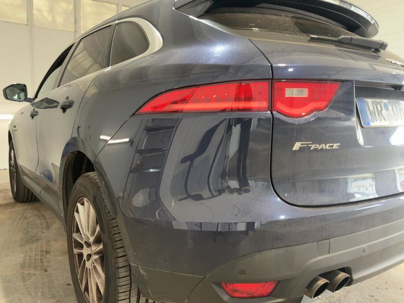Jaguar F-Pace 20d Prestige AWD — zdjęcie 3
