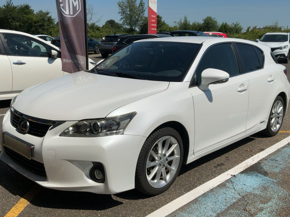 Lexus CT-Serie 2011