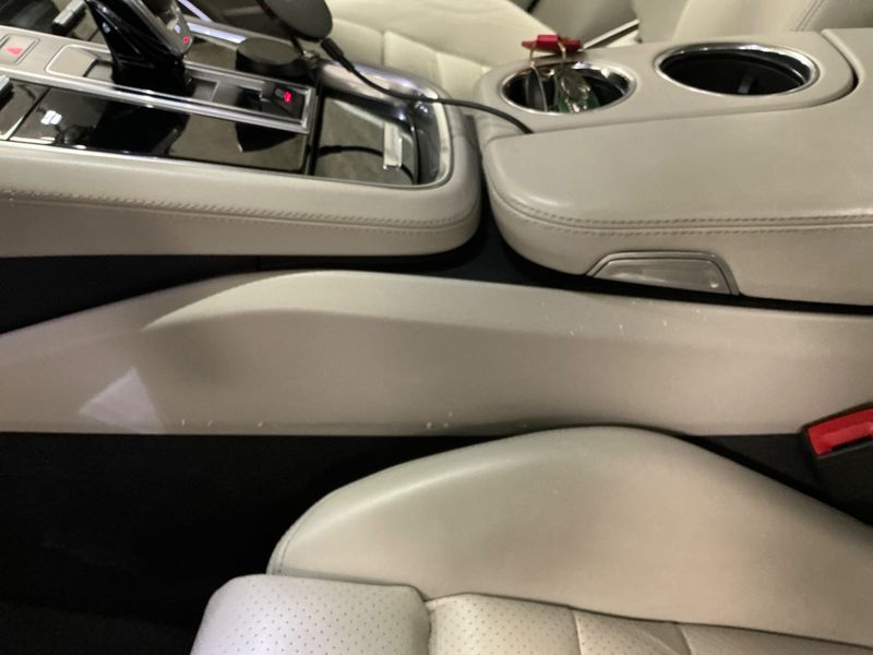 Porsche Panamera 4 E-Hybrid 2017 – снимка 22
