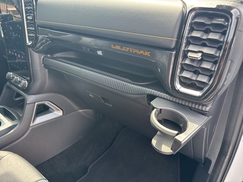 Ford Ranger 2.0 TDCi EcoBlue Wildtrak e-4WD Doppelkabine — zdjęcie 19