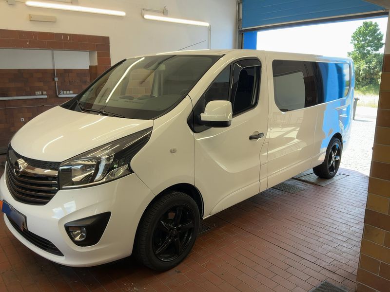 Opel Vivaro 1.6 CDTI Biturbo Kasten L2H1 2,9t Doppelkabine