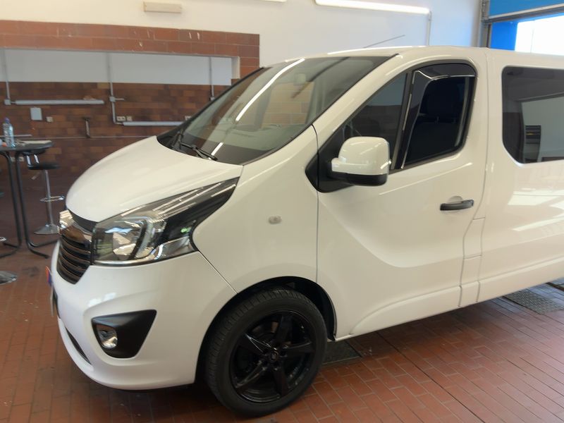 Opel Vivaro 1.6 CDTI Biturbo Kasten L2H1 2,9t Doppelkabine — zdjęcie 2