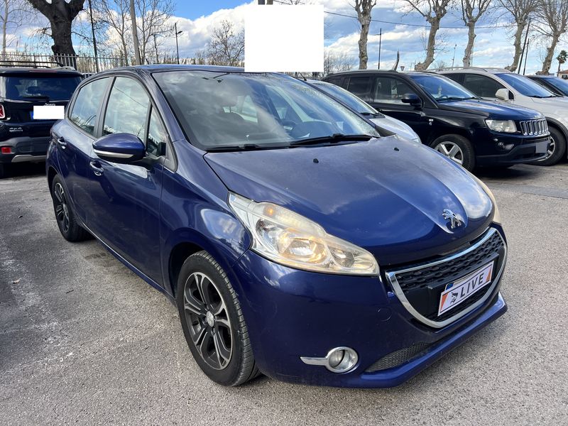 Peugeot 208 1.4 HDi Active — zdjęcie 6